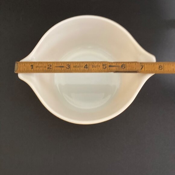 Vintage Pyrex Butterfly Gold 1.5 Quart Baking Casserole Dish No Lid - Picture 8 of 8